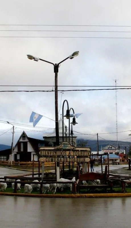 1200px-centre-tolhuin-jpg.