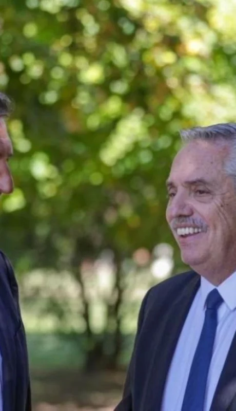 alberto-fernandez-sergio-massa-y-la-foto-para-apagar-el-incendio-1551495-jpg.