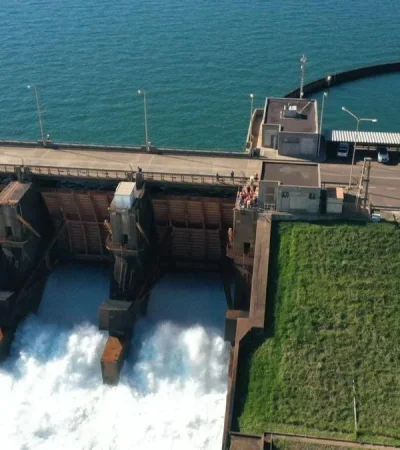 ana-cua-yacyreta-jpg.