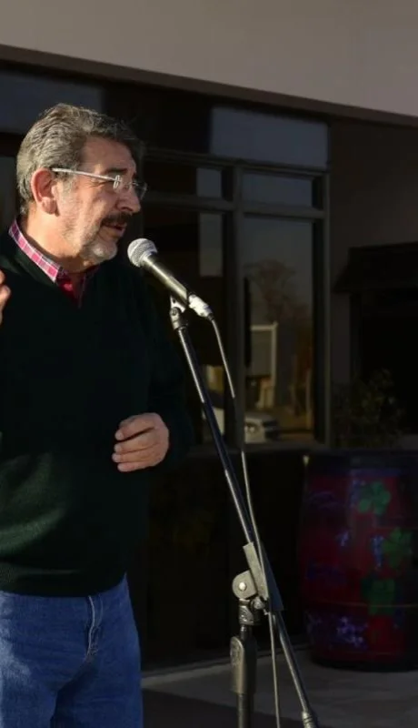 dlam6mwxoae6jye-jpeg.