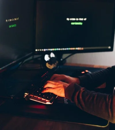 pexels-anete-lusina-5240547-jpg.