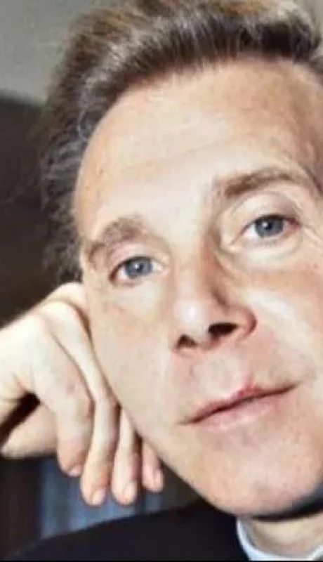 leonardo-simons-1-png.