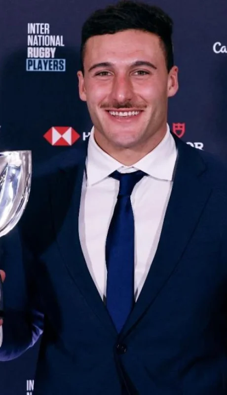 el-argentino-rodrigo-isgro-fue-elegido-como-el-mejor-jugador-del-ano-del-rugby-seven-jpg.