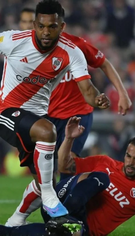 f9uyrjyxsaad5va-jpg.