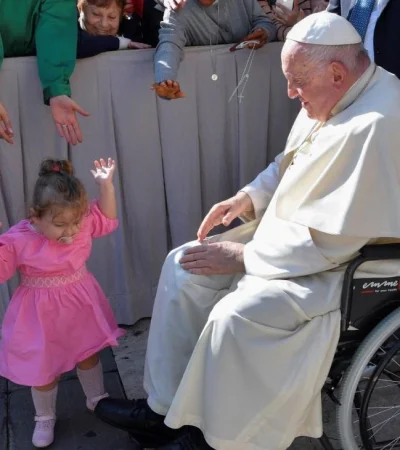 1697032509231011508-jpg.