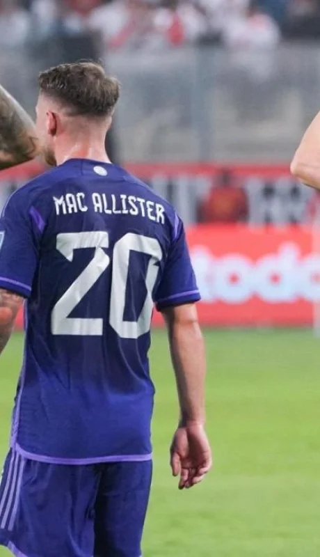 f8smlwrxaaaaach-jpg.