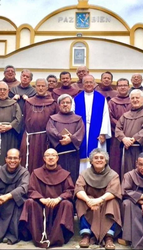 franciscanos-jpg.