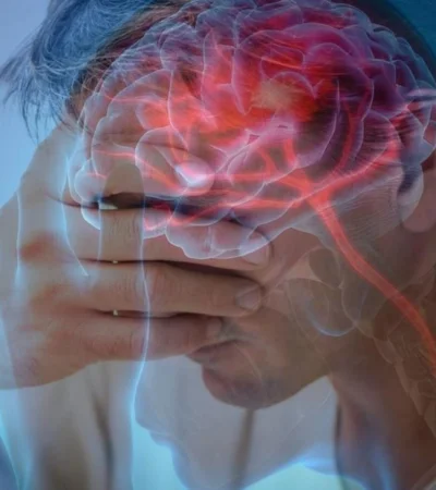 ACV: los 7 síntomas que pueden aparecer hasta un mes antes