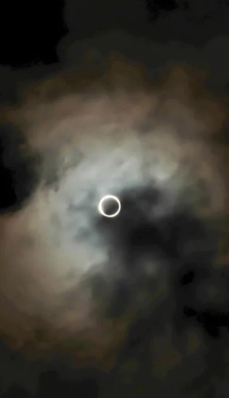 eclipse-twitter-claudiashein-jpg.