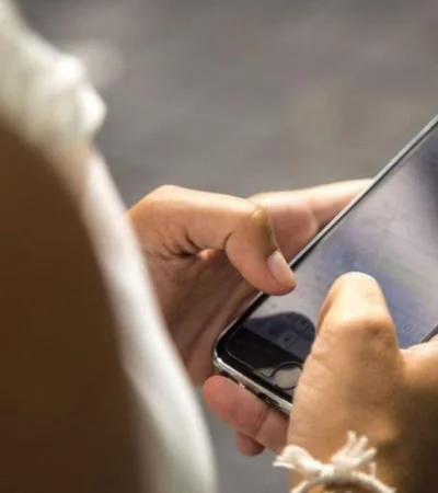 acoso-digital-kHZD-U90156737287HgF-1248x770@El-Correo