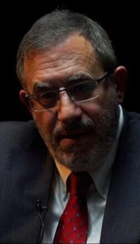 Carlos Maslatón está indignado