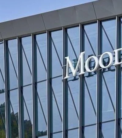 moodys-advierte-sobre-el-impacto-del-riesgo-climatico-en-las-carteras-de-prestamos-bancarios-jpg.