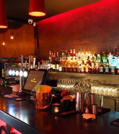 pexels-chan-walrus-941864-jpg.