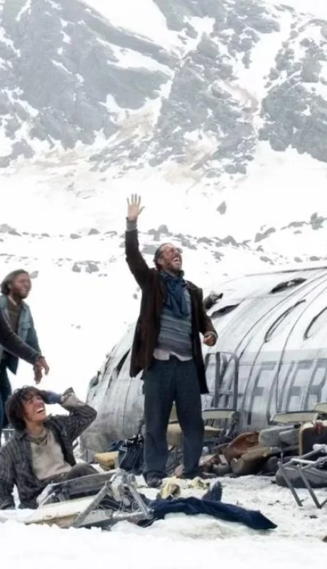 sociedad-de-la-nieve-1-1-jpg.