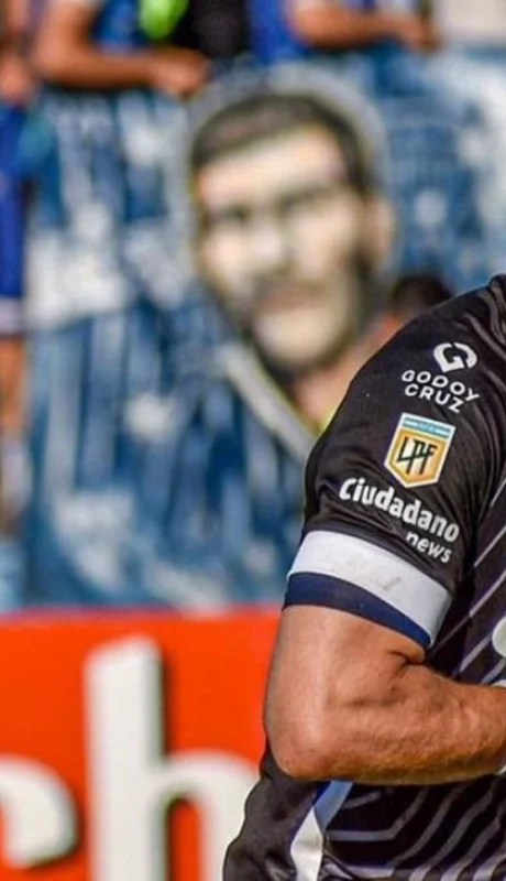 whatsapp-image-2023-11-28-at-19-41-41-jpeg.