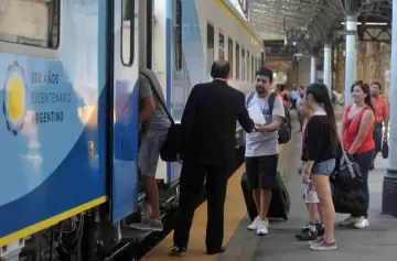 Anuncian un aumento de 40% en la tarifa de los trenes metropolitanos