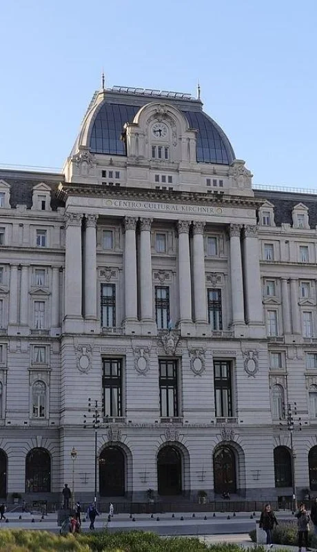 buenos-aires-centrum-kirchner-jpg.