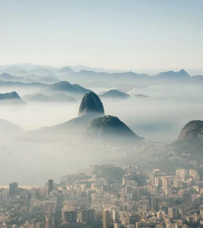 pexels-abraham-challco-17782050-jpg.