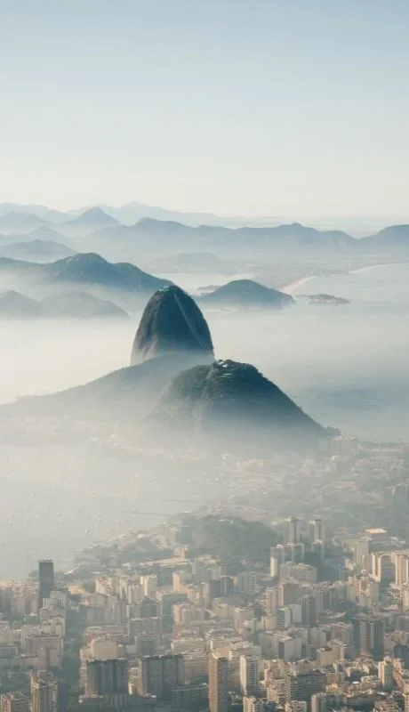 pexels-abraham-challco-17782050-jpg.