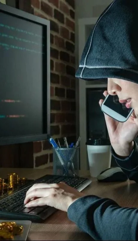 Estar atentos y desconfiar, la mejor manera de evitar estafas.