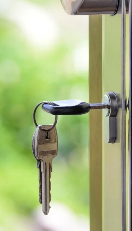 pexels-photomix-company-101808-jpg.