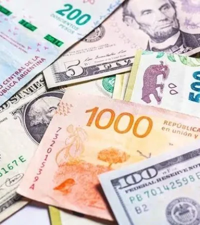 dolar-pesos-argentina-inversiones-balotaje-png.