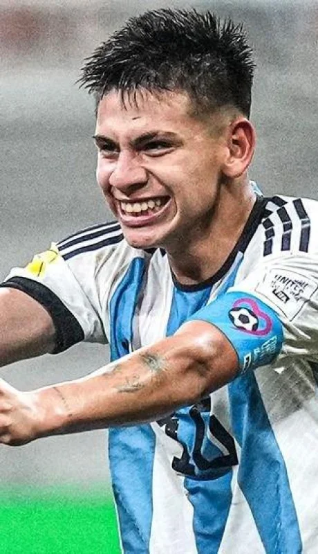 claudio-echeverri-jpg.