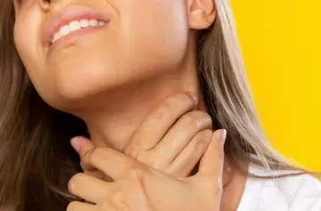 Qué es "la enfermedad del beso", la causa de la muerte de la egresada en Bariloche