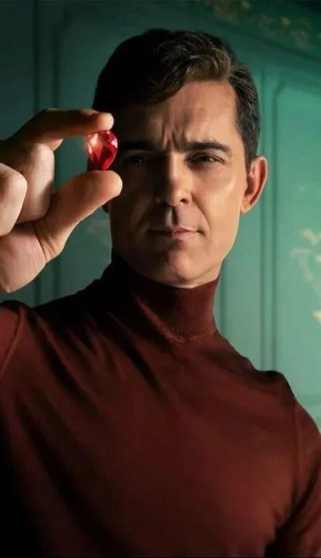 2023-09-19-berlin-netflix-mendoza-post-jpg.