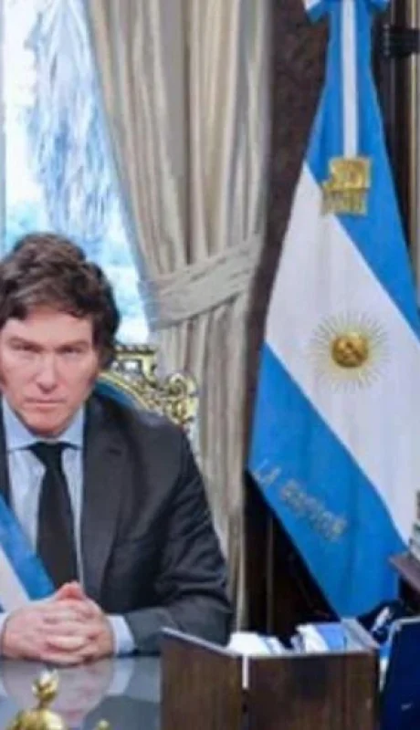 milei-agarralapala-jpg.