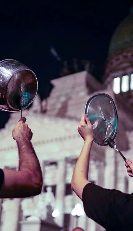 cacerolazo-jpg.