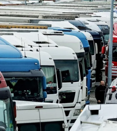 1701385809231130704-jpg.