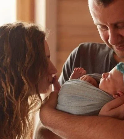 crianza-bebes-parejas-png.