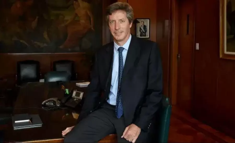 santiago-bausili-png.