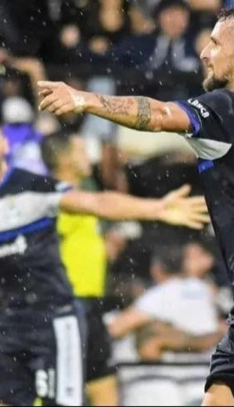 whatsapp-image-2023-12-01-at-19-42-15-jpeg.