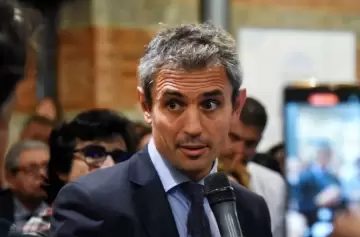 Martín Menem autorizó un fuerte aumento en la dieta de Diputados