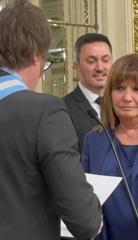 whatsapp-image-2023-12-10-at-19-54-41-jpeg.