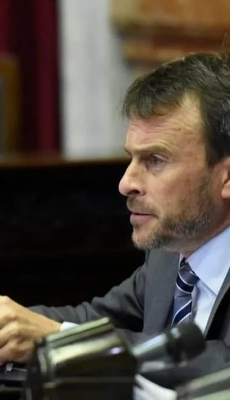 whatsapp-image-2024-01-29-at-13-51-42-jpeg.