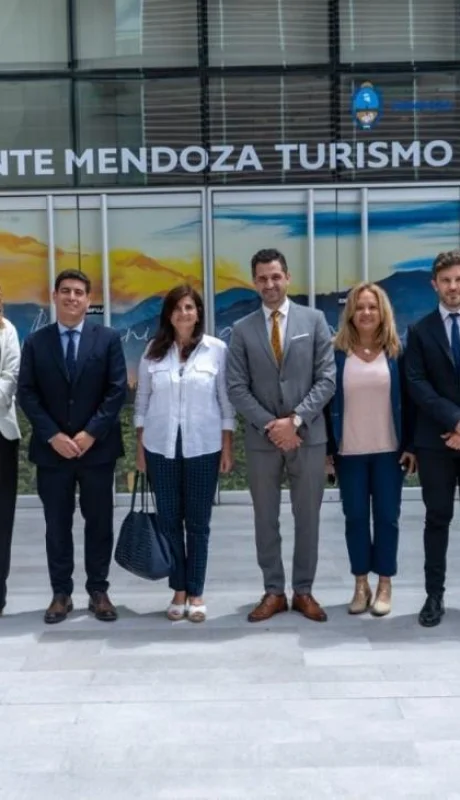 afdc37f1-8834-46ff-a765-0166467f67e2-jpg.