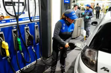 Nuevo aumento de los combustibles en Mendoza: ¿cuánto subió YPF?