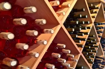 Leve caída del consumo de vinos en el primer semestre