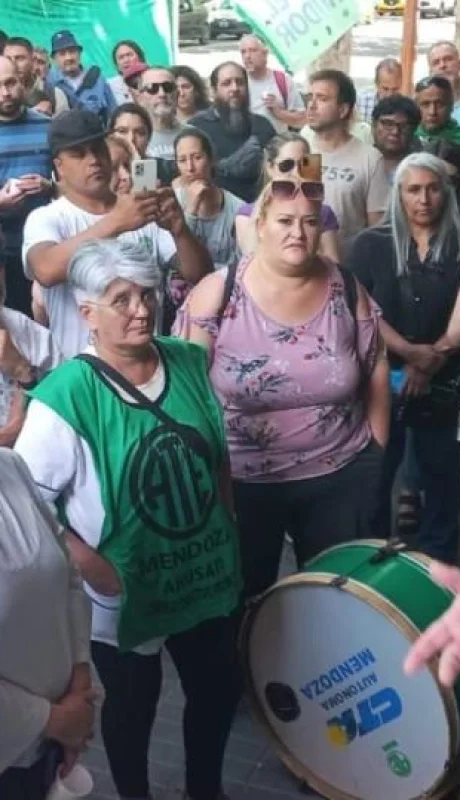 e77d70b6-af5b-4005-acff-712b450938e9-jpg.