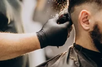 Higiene capilar bajo la lupa: el hongo que se esparce en las peluquerías argentinas