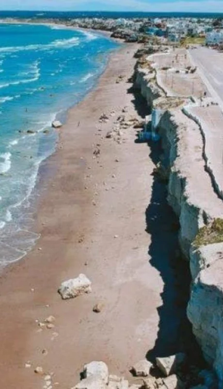 playa-de-las-grutas-argentina-1280x720-1-jpeg.
