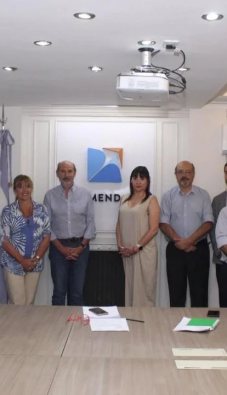 gdgex3lweaeffn7-jpg.