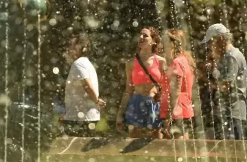 Esperando Navidad en las provincias argentinas: ¿mesa adentro o mesa afuera?