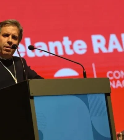 gaston-manes-1280x720-jpg.