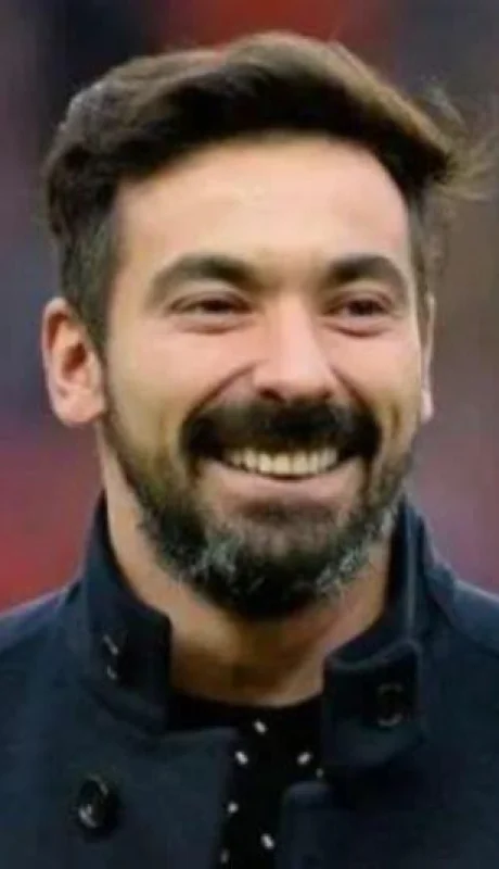 ezequiel-pocho-lavezzi-1724216-jpg.