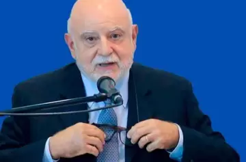 El Gobierno echó a Rodolfo Barra, quien parece que ni siquiera residía en el país