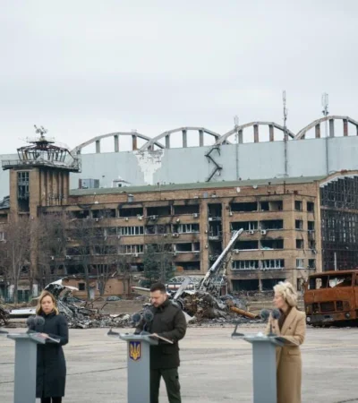 ghgr1c9wyaamw4a-jpg.